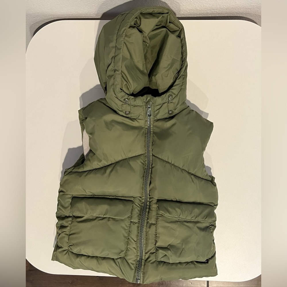 Zara Kid’s Vest Size: 2/3